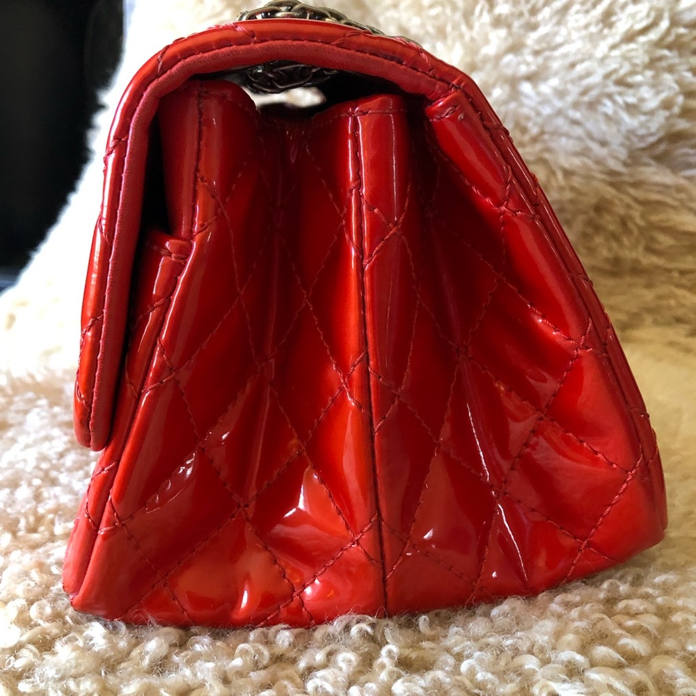Classic Auth Chanel Bag!😍 - Picture 5 of 15